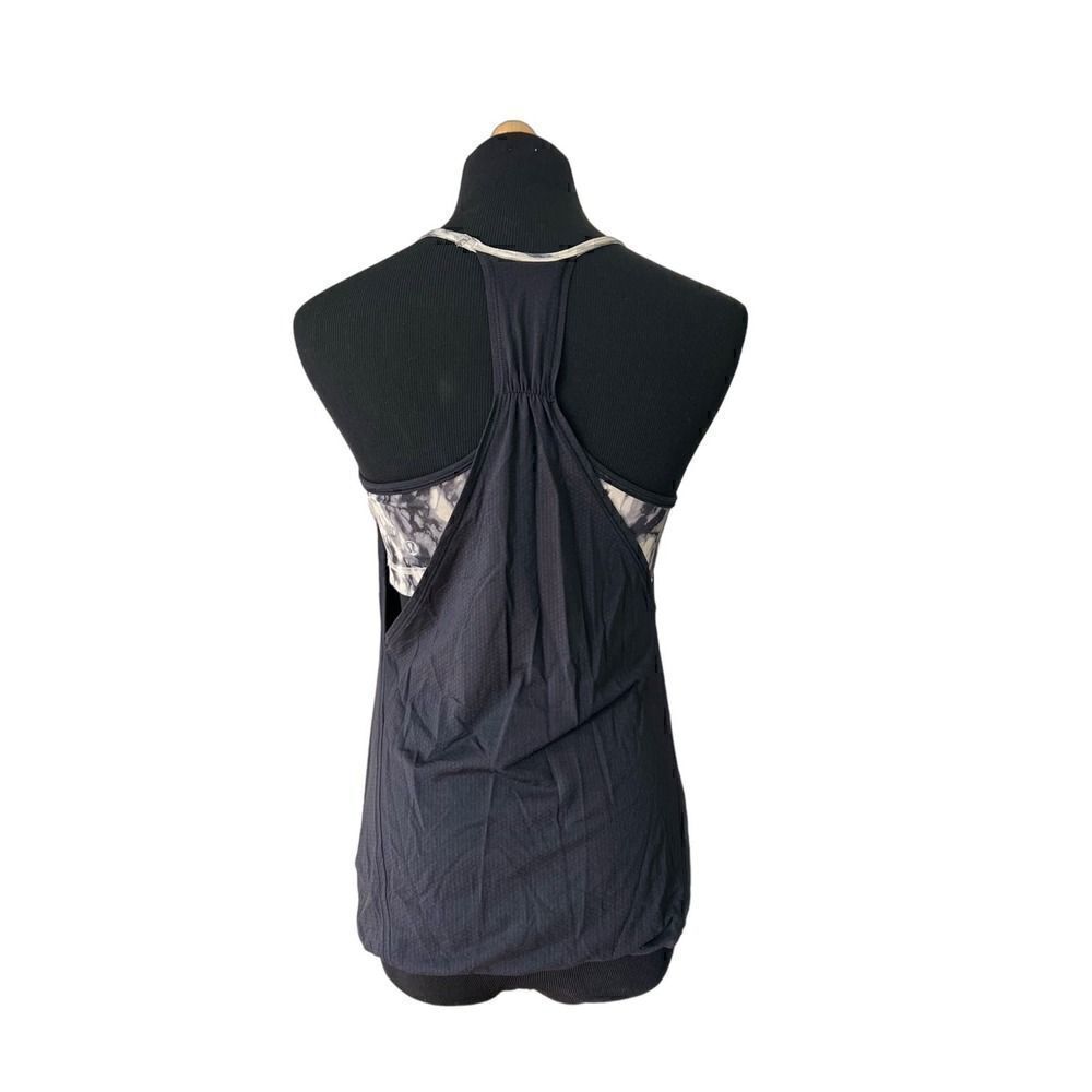LULULEMON ATHLETICA NO LIMITS TANK IN GEANITE SIZE 4